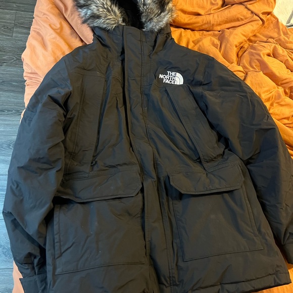 The North Face Black Puffer Jacket Insulated Hooded
